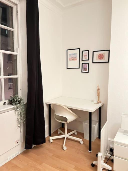 Lovely 2 Bed Flat In Soho! Londýn Exteriér fotografie