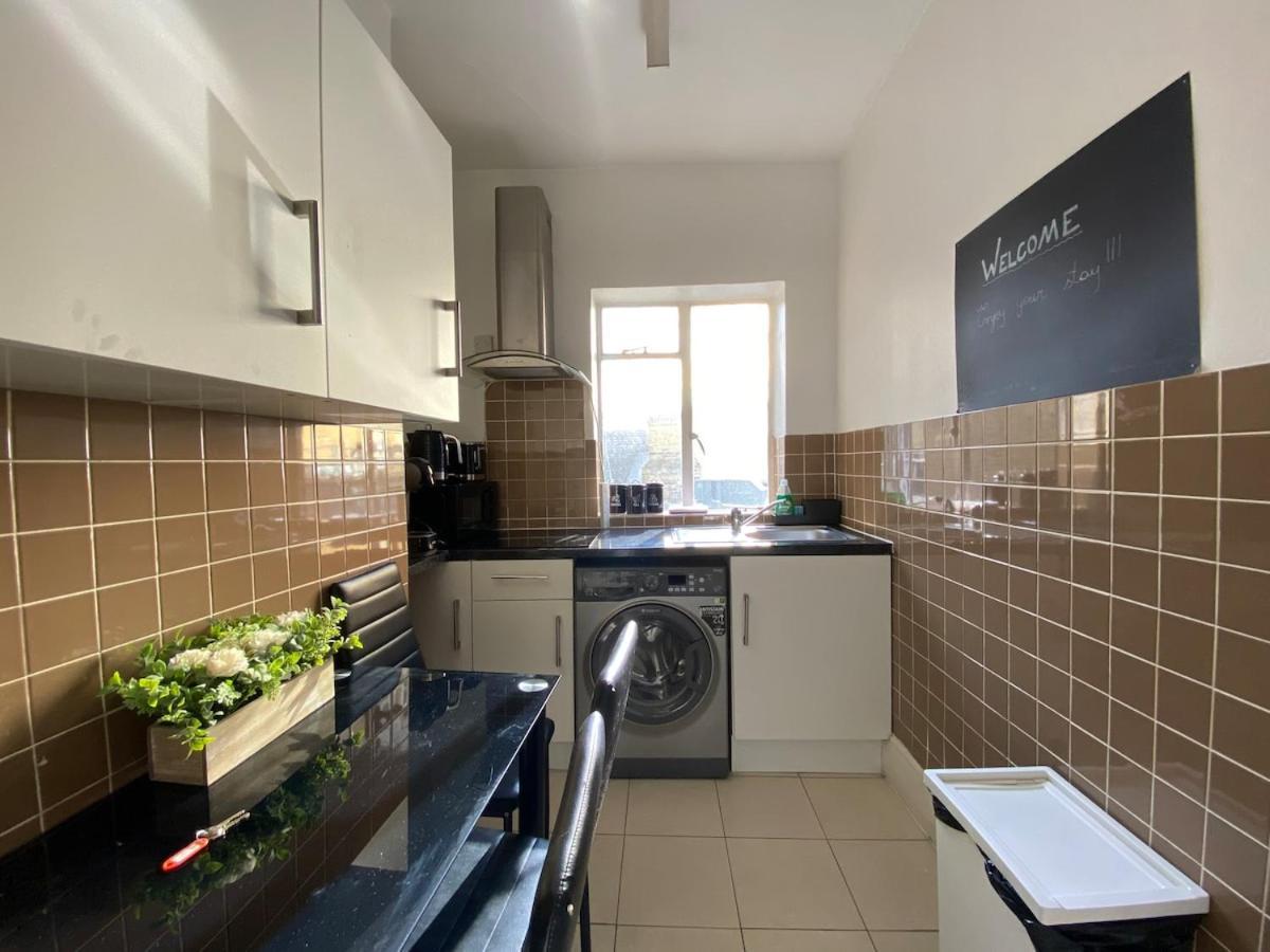 Lovely 2 Bed Flat In Soho! Londýn Exteriér fotografie